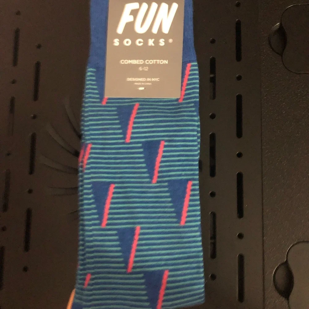 Men’s Striped Blue Crew Socks with Geometric triangles